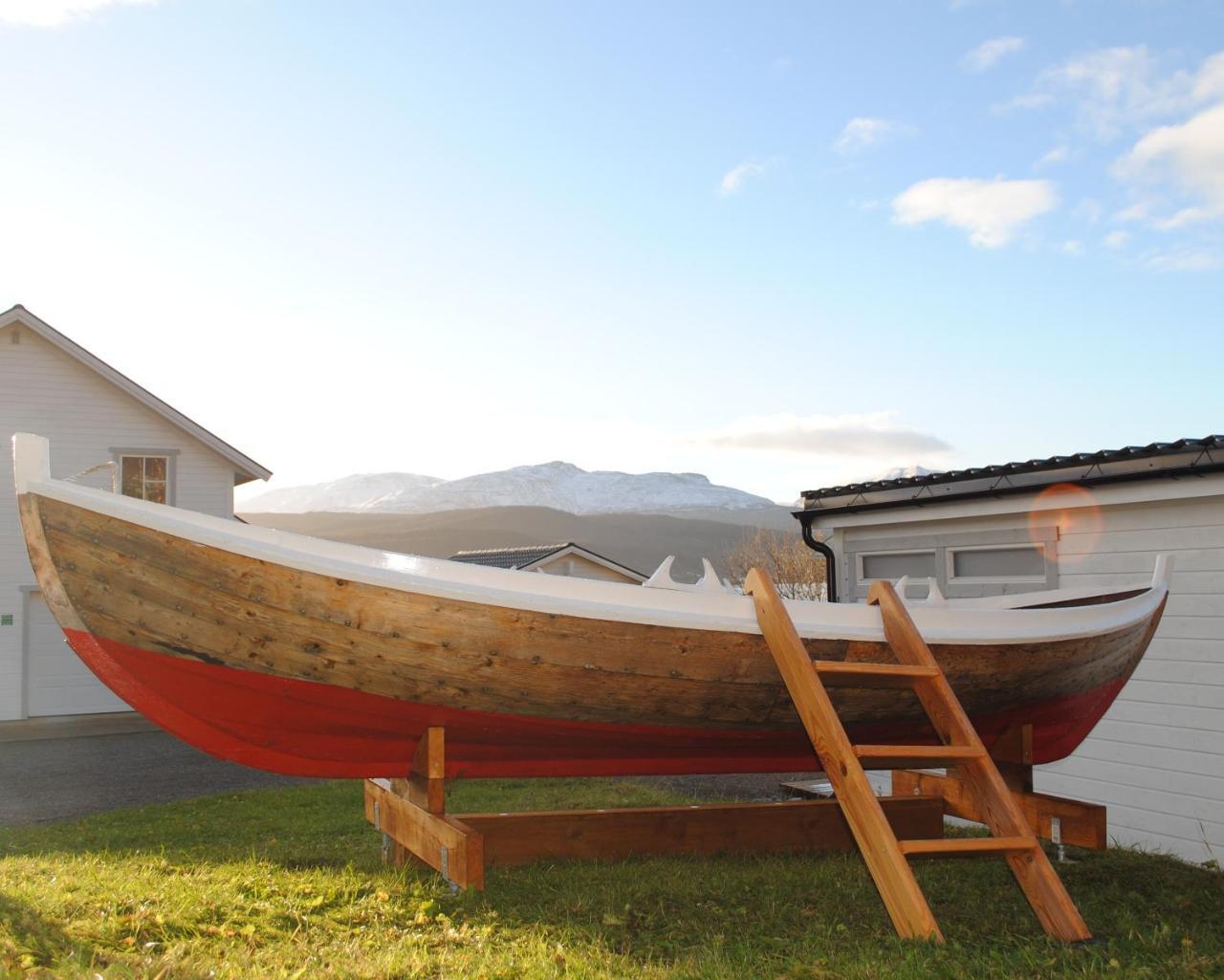 Furoy Hotel Apartments And Boating Sorreisa Luaran gambar