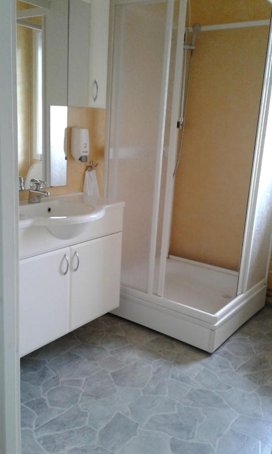 Furoy Hotel Apartments And Boating Sorreisa Luaran gambar